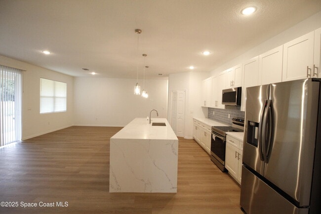 Building Photo - 1658 Hamilton Ave SW