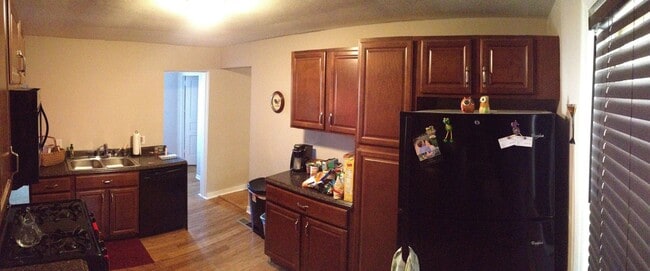 Foto del edificio - 986 E Warrington Ave