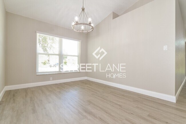 Building Photo - REDUCED! - Now offering $500 off first ful...