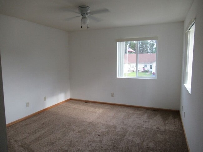 Building Photo - Wood Crest Townhomes - PPM