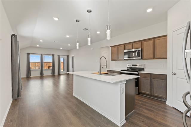 Building Photo - 3118 Pr Hl Grv