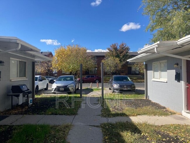 Photo - 2725 S Edison St Apartment