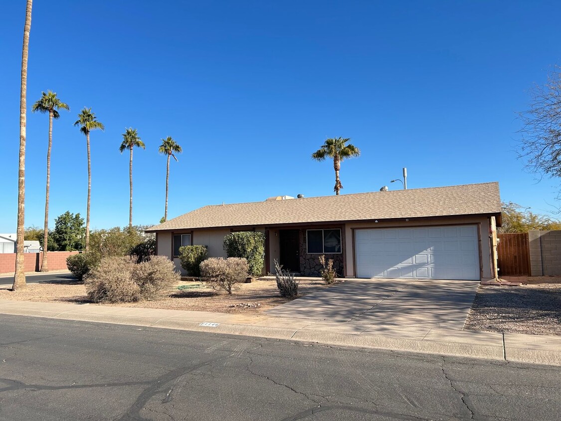 Primary Photo - Tempe 3Bed, 2Bath Single Story Home