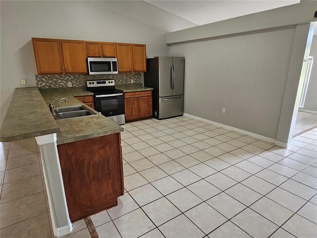 Building Photo - 1112 Murat Pl