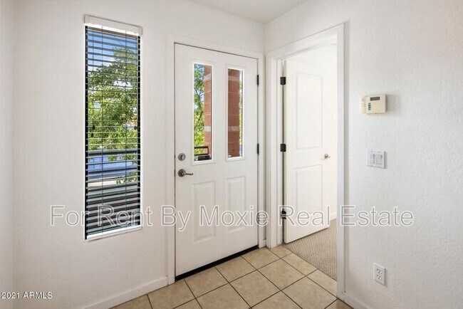 Photo - 330 S Farmer Ave Apartment