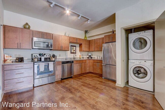 Building Photo - 1219 N 62nd St