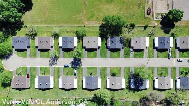 Foto del edificio - 6174 Verde Vale Ct