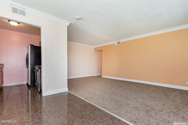 Building Photo - 4520 Greenholme Dr