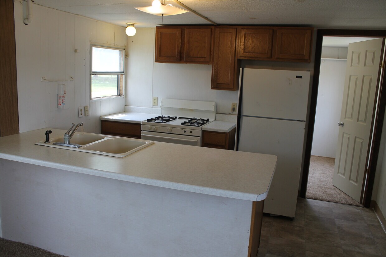 108 E Cherry St Unit 1, Vermillion, SD 57069 Apartments in Vermillion