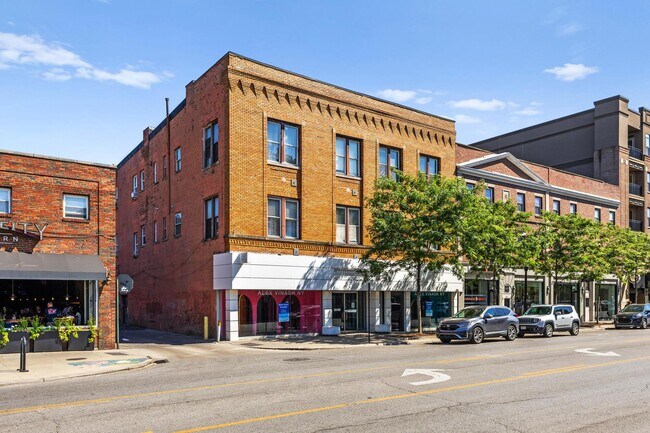 Foto del edificio - 854 N High St