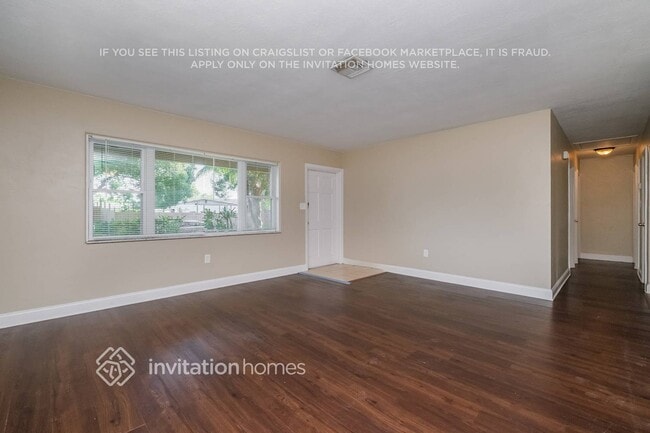 Building Photo - 8490 75th Pl