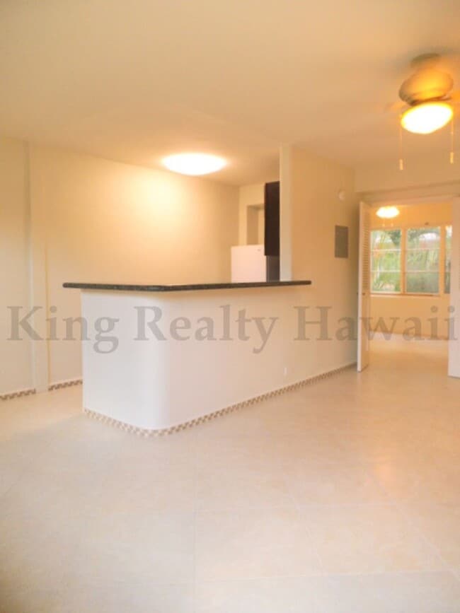 Foto del edificio - ***CLEAN & UPGRADED 1 bedroom / 1 bath ,EX...