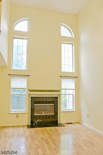 Foto del edificio - 61 Washington Ct