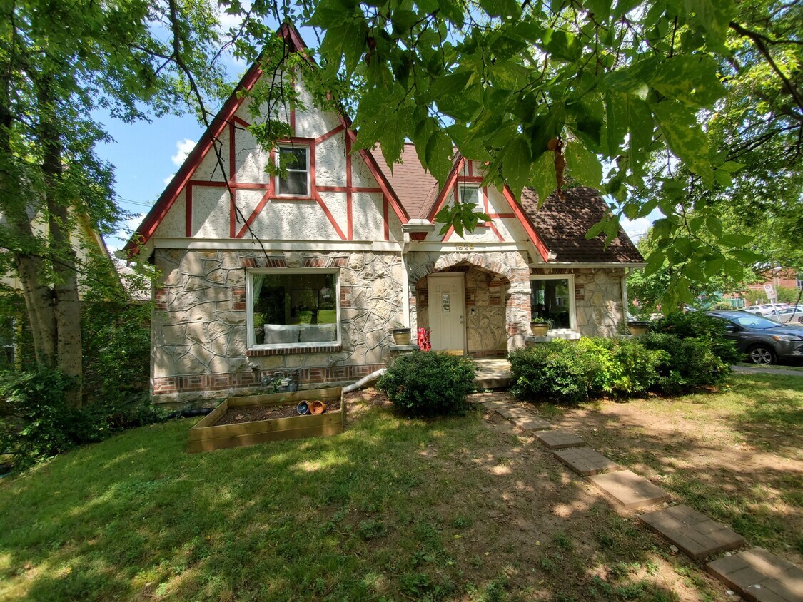 1624 Riverside Dr, Nashville, TN 37206 House for Rent in Nashville, TN