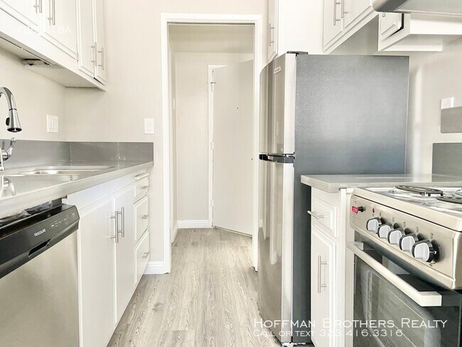 Foto del edificio - Lafayette Luxury Apartments