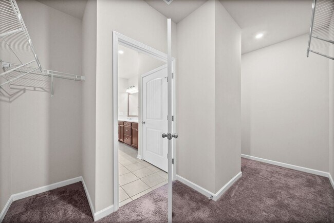 Building Photo - 3722 Pelham Wood Dr