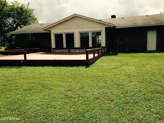 Building Photo - 3 br, 2 bath House - 7150 Hyland-Croy Road