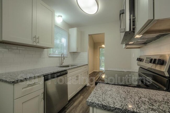 Foto del edificio - 613 NE 114th Terrace