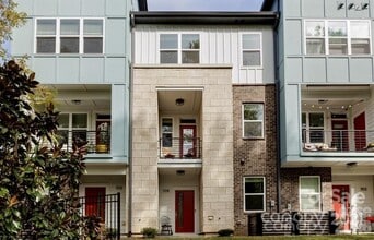 Building Photo - 1134 E 36th St