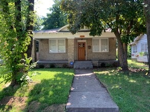 Building Photo - 116 Melrose Cir