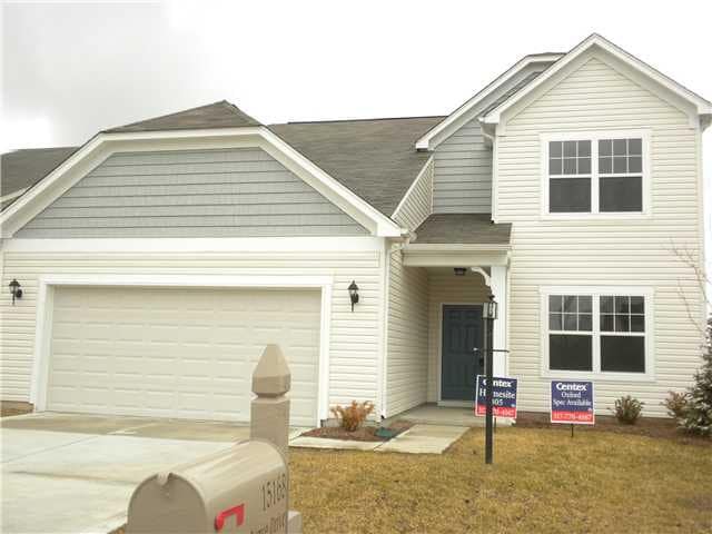 Building Photo - 15168 Royal Grove Dr