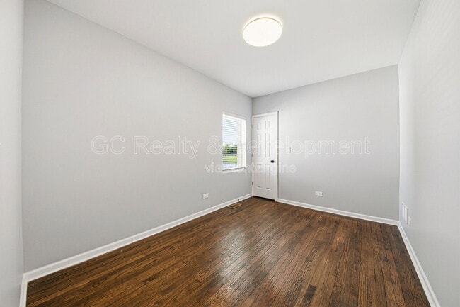 Building Photo - 2036 S 1st Ave