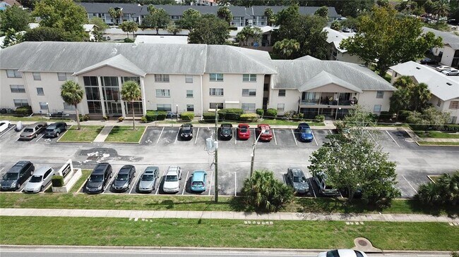 Foto del edificio - 1904 Honour Rd