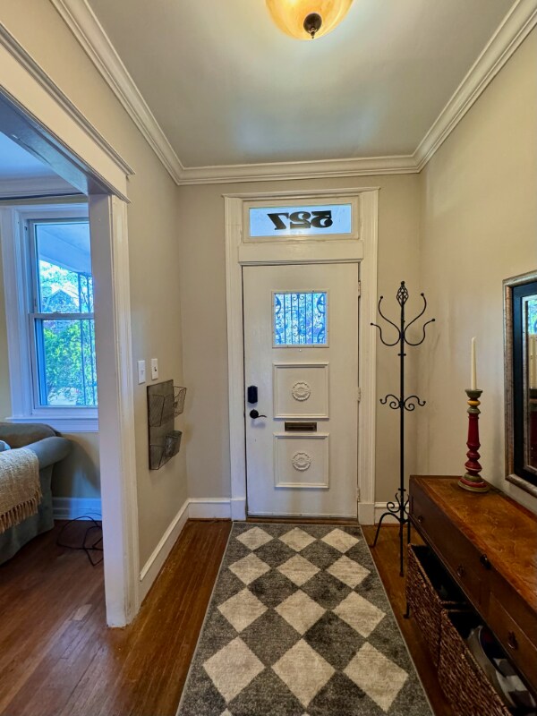 Building Photo - 527 Shepherd St NW