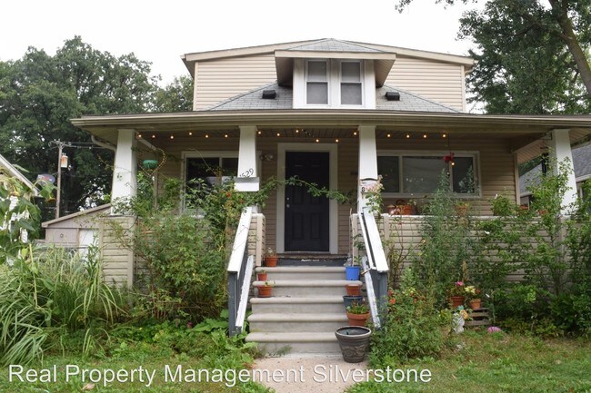 Building Photo - 1529 Silman St