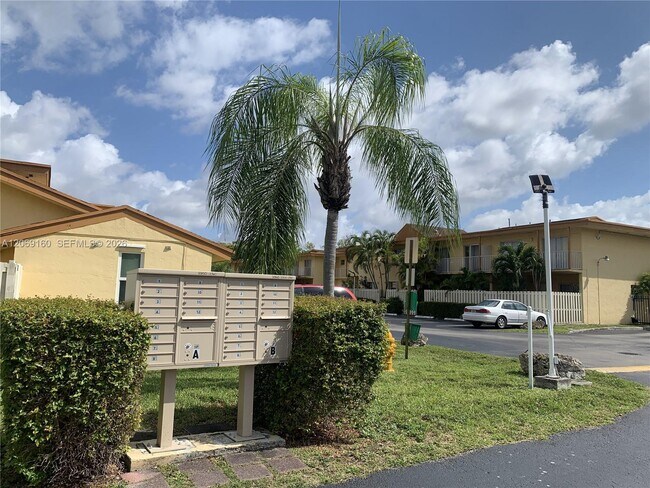Foto del edificio - 8380 SW 154th Ave