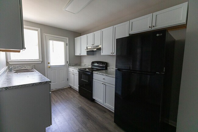Foto del edificio - 1718-1720 E 39th St