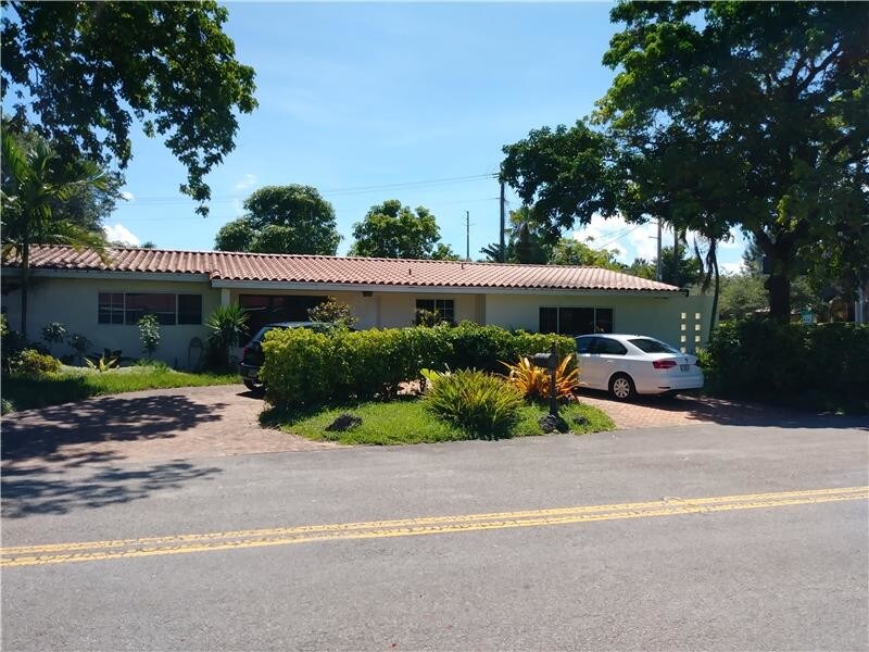 Primary Photo - 5600 SW 74 Ct