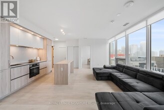 Building Photo - 35 Mercer St