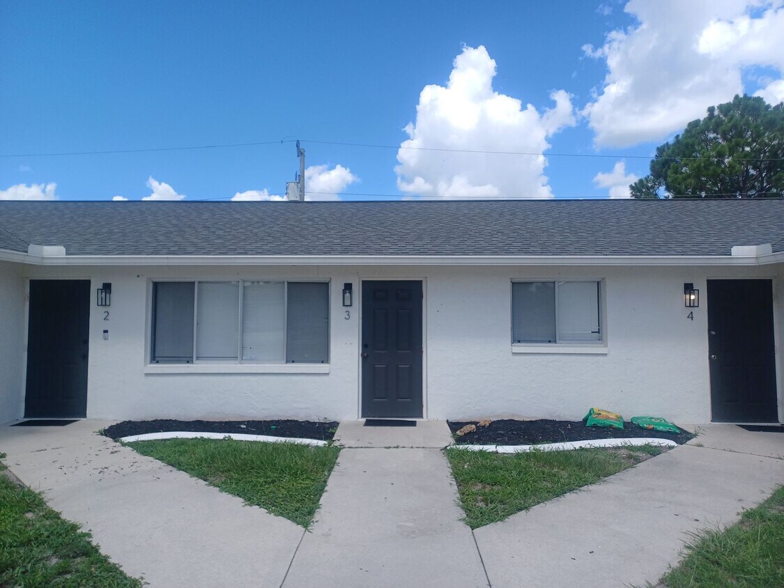 Foto principal - 937 SE 23rd Pl