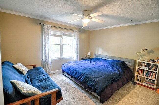 Photo - 2516 Foxwood Dr Townhome