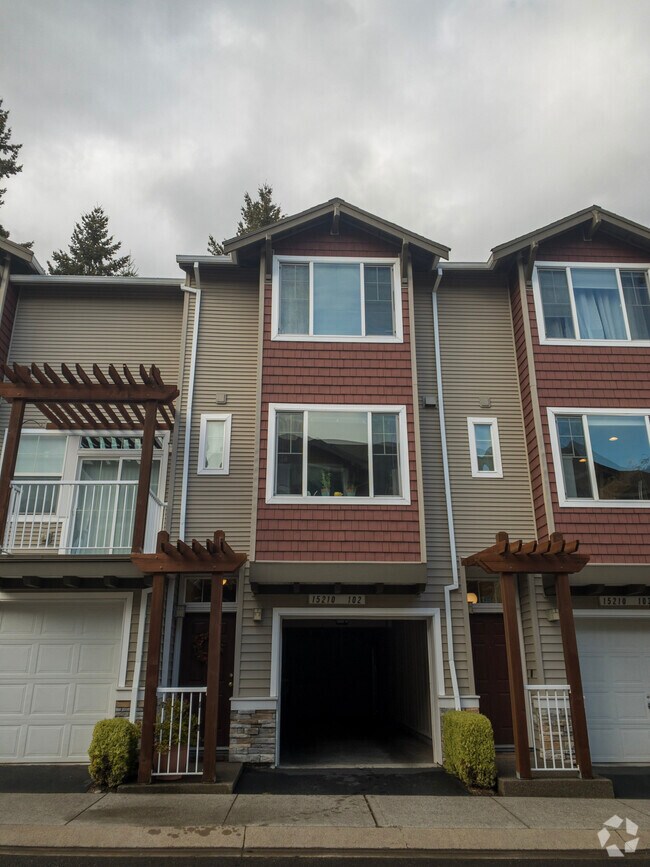 Townhomes For Rent in Tigard OR 3 Townhouses