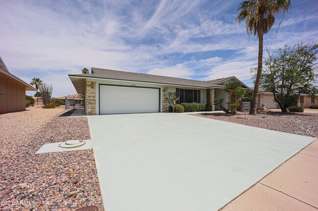 Building Photo - 12610 W Rampart Dr