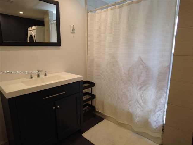 Foto del edificio - 265 NE 151st St