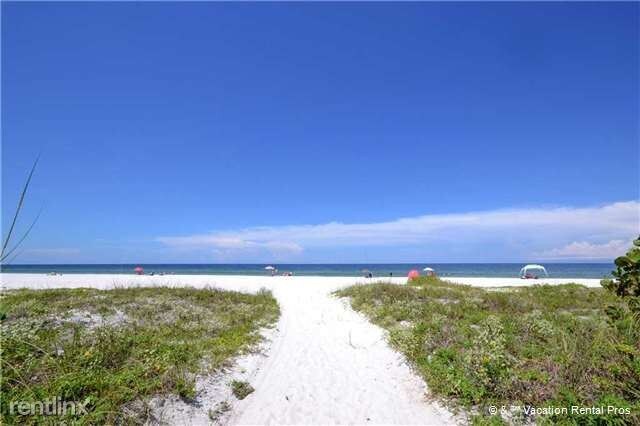 Foto principal - 18320 Gulf Blvd