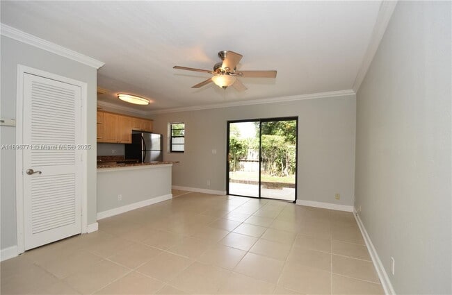 Foto del edificio - 1401 NE 53rd St