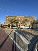 Building Photo - 725 St Johns Ave