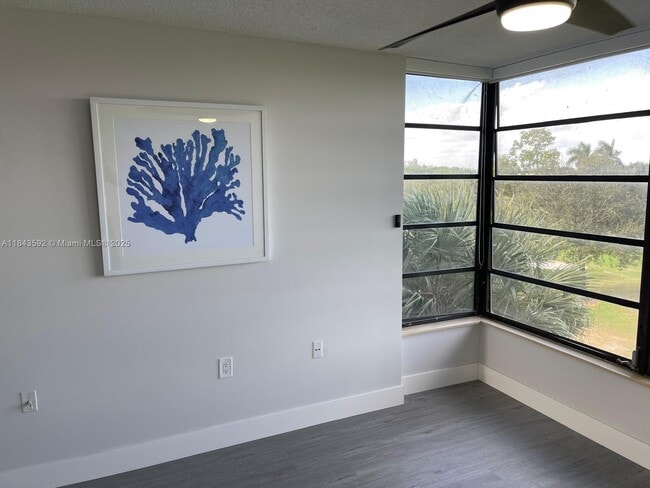 Building Photo - 1508 Whitehall Dr