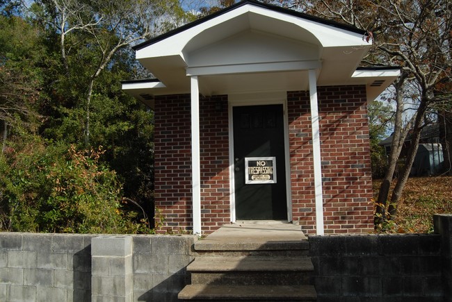 Storage Building - Hyde Avenue Apartments