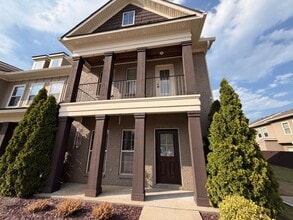 Building Photo - 3111 Blue Sky Dr