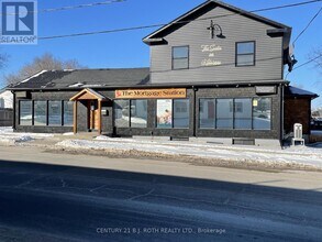 Building Photo - 1370 Killarney Beach Rd