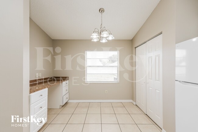 Building Photo - 4718 Westwind Dr