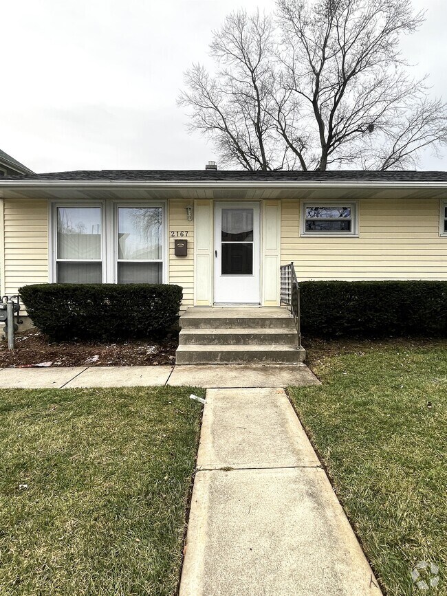 Kiners Meadowdale Apartments under 3,000 Columbus, OH 2 Rentals