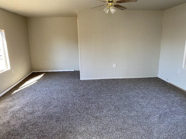 Foto del edificio - 3871 W Mars St