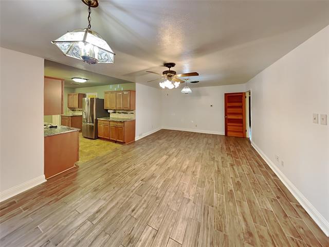 Building Photo - 2109 Barbell Ln