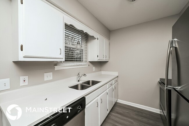 Building Photo - 1321 Quail Valley Rd